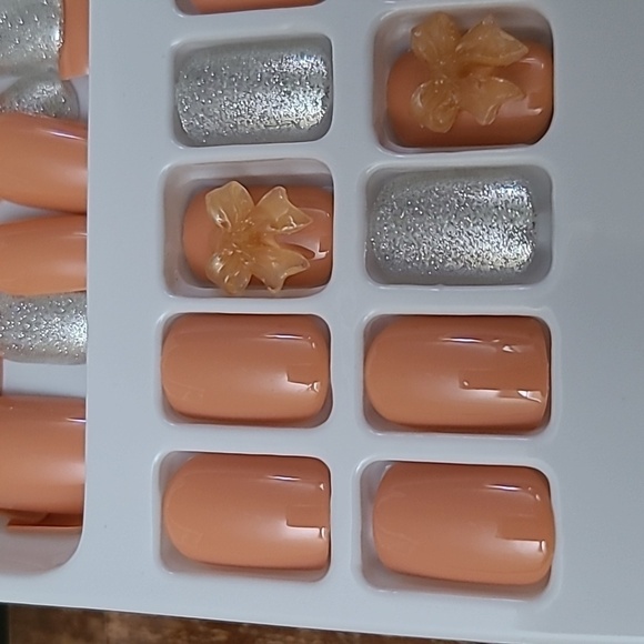 3D Bows & Glitter Press On Nails - Picture 14 of 14